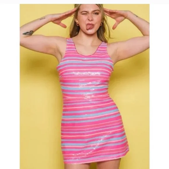 BB Dakota "Spice Of the Party" Stripped Vibrant Pink and Blue Mini Dress Size 4 - Picture 1 of 8